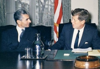 آیا اصلاحات امروز عربستان حکام آن کشور را به سرنوشت سقوط سلطنت پهلوی دچار خواهد کرد؟