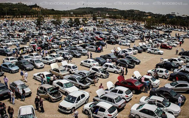 ریزش بازار خودرو در آخرین روز هفته ریزش بازار خودرو در آخرین روز هفته
