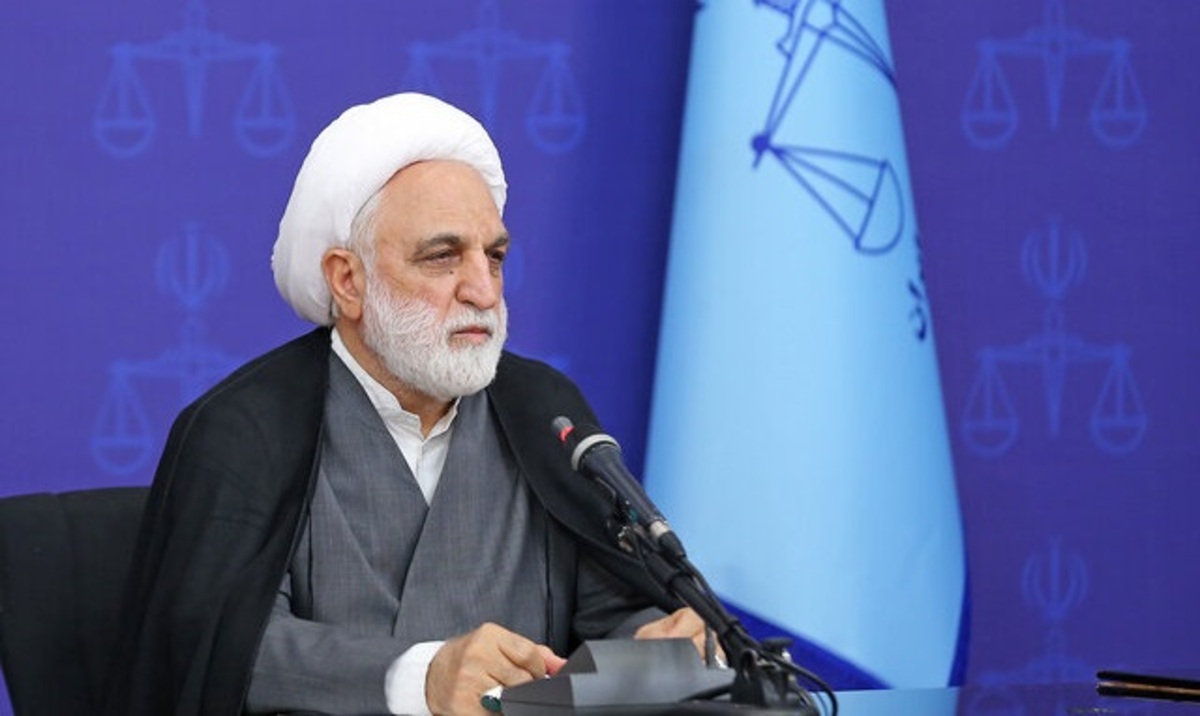 اژه ای: حین بازرسی منزل یا محل کار متهم، نباید برای خانواده او دلهره ایجاد شود/ به هیچ وجه نباید متهم تحقیر شود اژه ای: حین بازرسی منزل یا محل کار متهم، نباید برای خانواده او دلهره ایجاد شود/ به هیچ وجه نباید متهم تحقیر شود