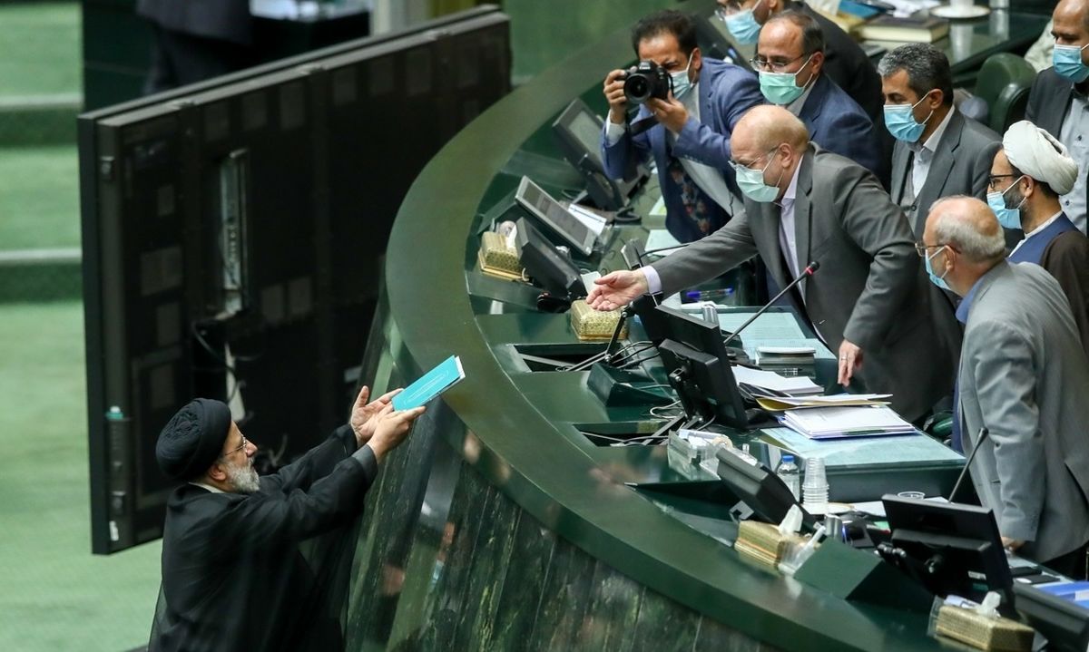 ‌اولین رویارویی جدی دولت و مجلس