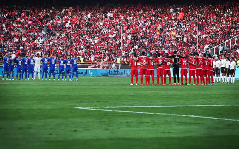 دعوای استقلال و پرسپولیس به خاطر برگزاری دربی با تماشاگر ؟! دعوای استقلال و پرسپولیس به خاطر برگزاری دربی با تماشاگر ؟!