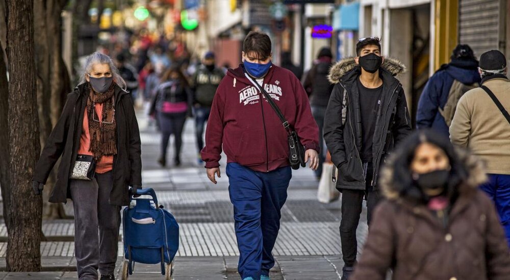 مدیرعامل مدرنا: به احتمال ۸۰ درصد، جهش بعدی کرونا خفیفتر از سویه های قبلی است مدیرعامل مدرنا: به احتمال ۸۰ درصد، جهش بعدی کرونا خفیفتر از سویه های قبلی است