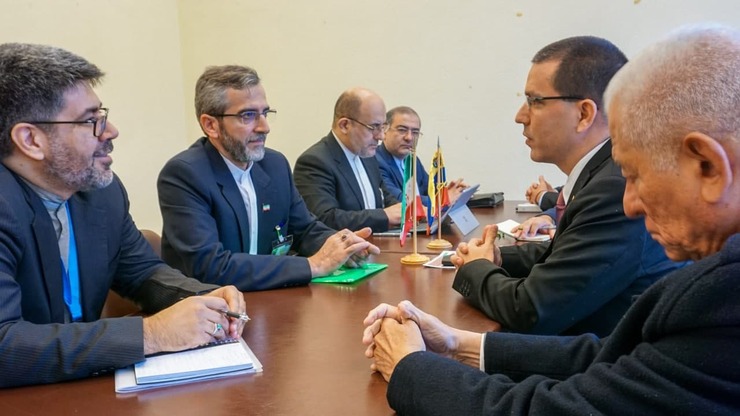 گمانهزنی رسانههای خارجی درباره کابینه احتمالی رئیسی گمانهزنی رسانههای خارجی درباره کابینه احتمالی رئیسی