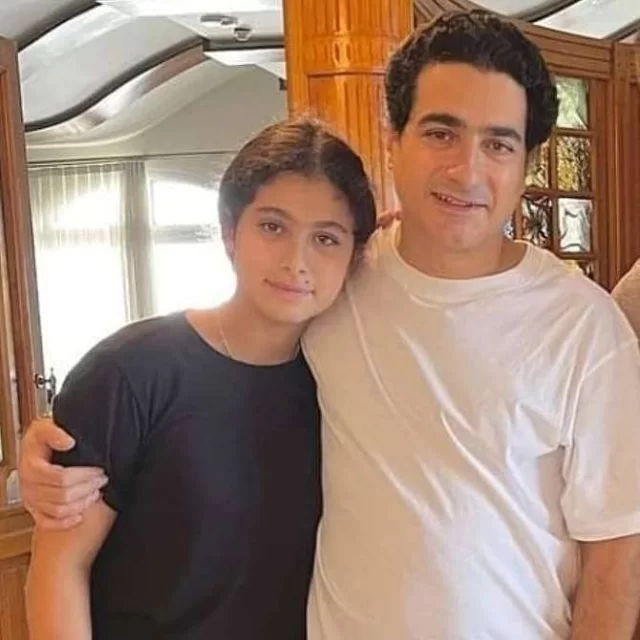 همایون شجریان سرانجام عشقش را به آغوش کشید! + عکس همایون شجریان و دخترش