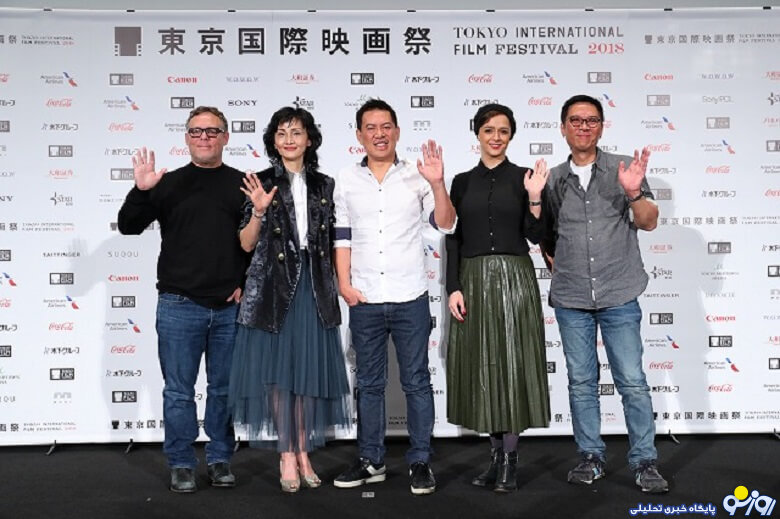 ترانه علیدوستی استایل بلوز دامنی ترانه علیدوستی در خارج از کشور/عکس