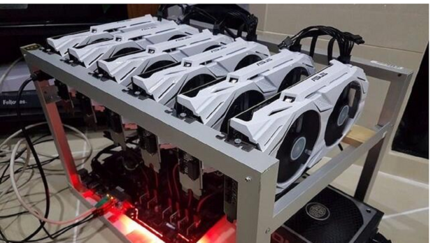 پاسخ بورس تهران درباره حواشی ماینر‌ها