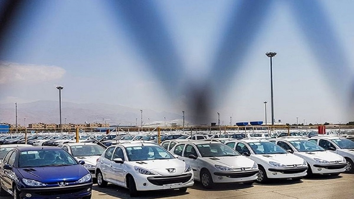 قیمت خودروهای داخلی و وارداتی در بازار آزاد در ۱۶ فروردین ۱۴۰۱ + جدول قیمت خودروهای داخلی و وارداتی در بازار آزاد در ۱۶ فروردین ۱۴۰۱ + جدول