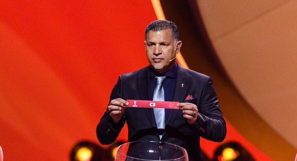 جنجال کراوات بستن این پرسپولیسی؟ جنجال کراوات بستن این پرسپولیسی؟