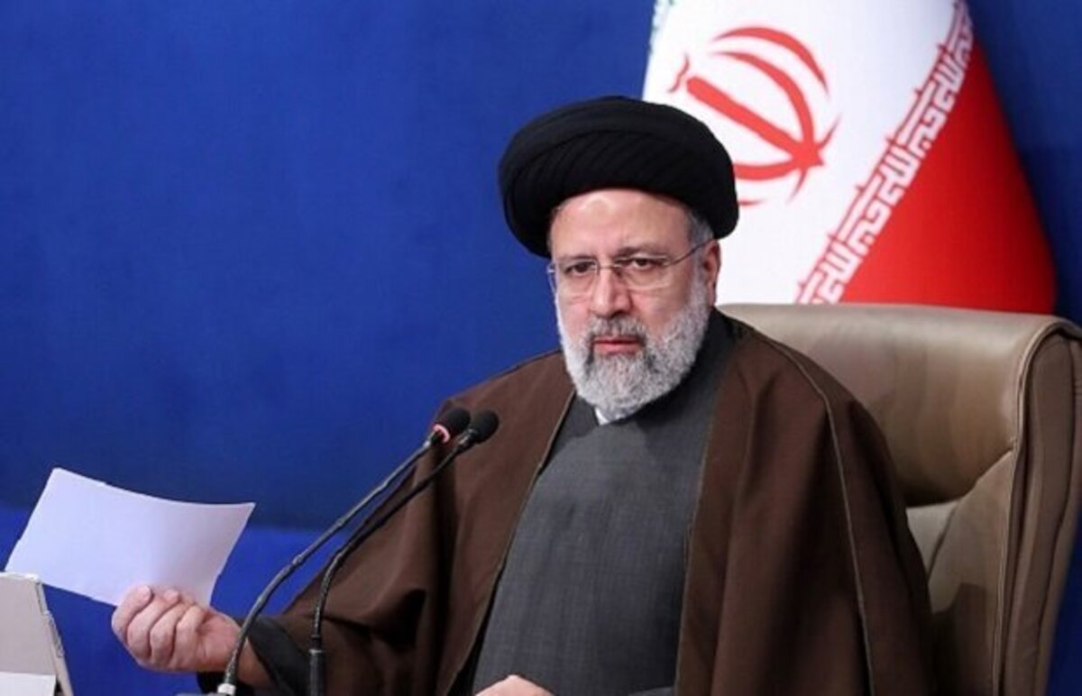 رئیسی: بانیان وضع موجود نباید در عرصه مدیریتی باشند | از نیروهای انقلابی استفاده شود رئیسی: بانیان وضع موجود نباید در عرصه مدیریتی باشند | از نیروهای انقلابی استفاده شود