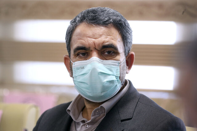 حضور ۹۰ درصدی دانشآموزان در مدارس/ آموزشوپرورش: ۷ درصد به علت بیماری و ۳ درصد بدلیل ترس خانواده «غایب» هستند حضور ۹۰ درصدی دانشآموزان در مدارس/ آموزشوپرورش: ۷ درصد به علت بیماری و ۳ درصد بدلیل ترس خانواده «غایب» هستند