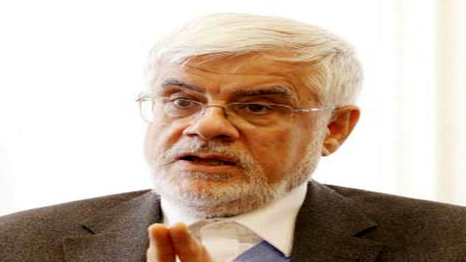 برای حفظ قداست مافوقم مشکلات را به گردن میگرفتم برای حفظ قداست مافوقم مشکلات را به گردن میگرفتم