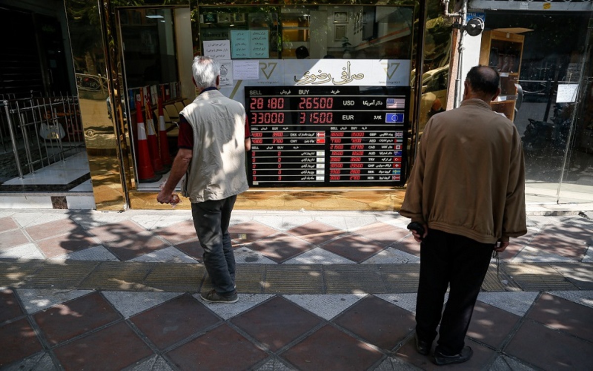 پرواز دستجمعی قیمتها در بازار ارز پرواز دستجمعی قیمتها در بازار ارز