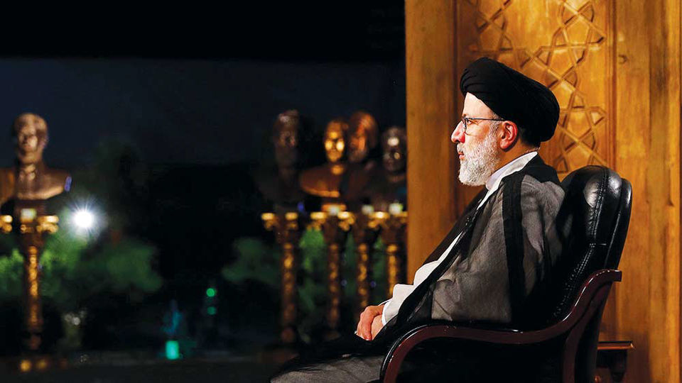 خوانشی از مسیر یک کابینه خوانشی از مسیر یک کابینه