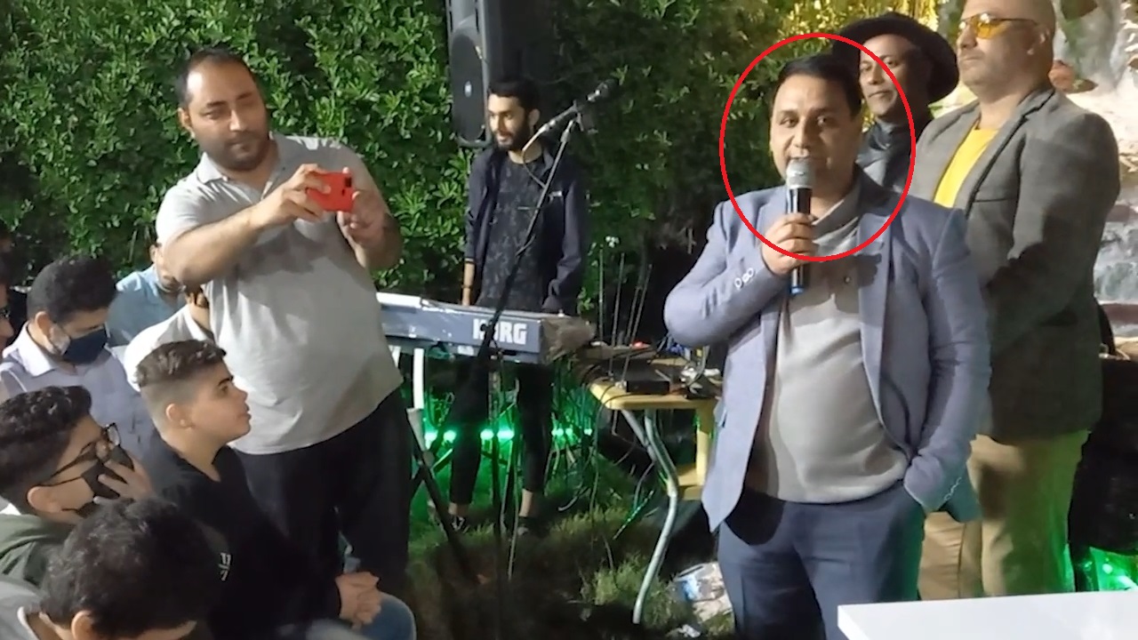 درباره سازنده متروپل درباره سازنده متروپل