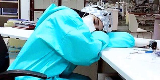 نمک بر زخم کادر درمان نمک بر زخم کادر درمان