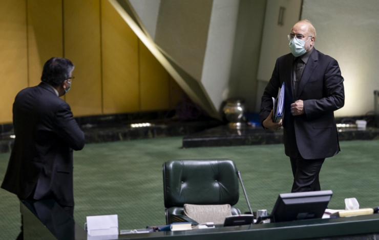 قالیباف در دوراهی؛ تسلیم یا جنگ با تندروهای مجلس | پایداری ها به سراغ پرونده «طرح صیانت» رفتند قالیباف در دوراهی؛ تسلیم یا جنگ با تندروهای مجلس | پایداری ها به سراغ پرونده «طرح صیانت» رفتند