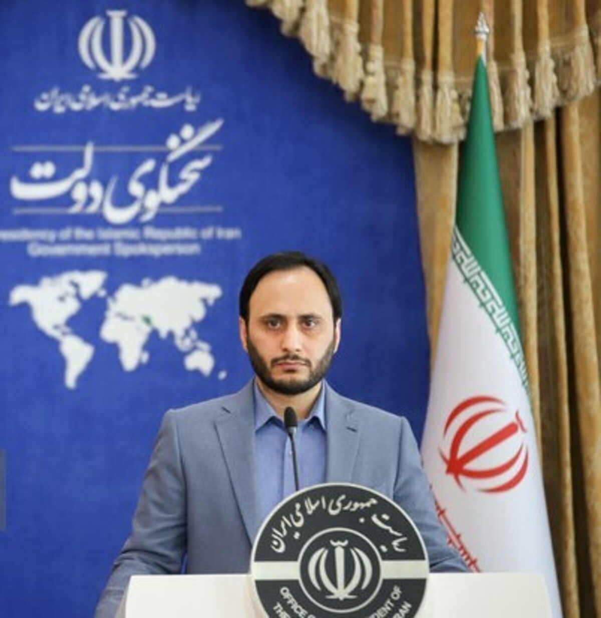 ابتکارات ایران برای رفع تحریمها/ حقوق بازنشستگان افزایش مییابد ابتکارات ایران برای رفع تحریمها/ حقوق بازنشستگان افزایش مییابد