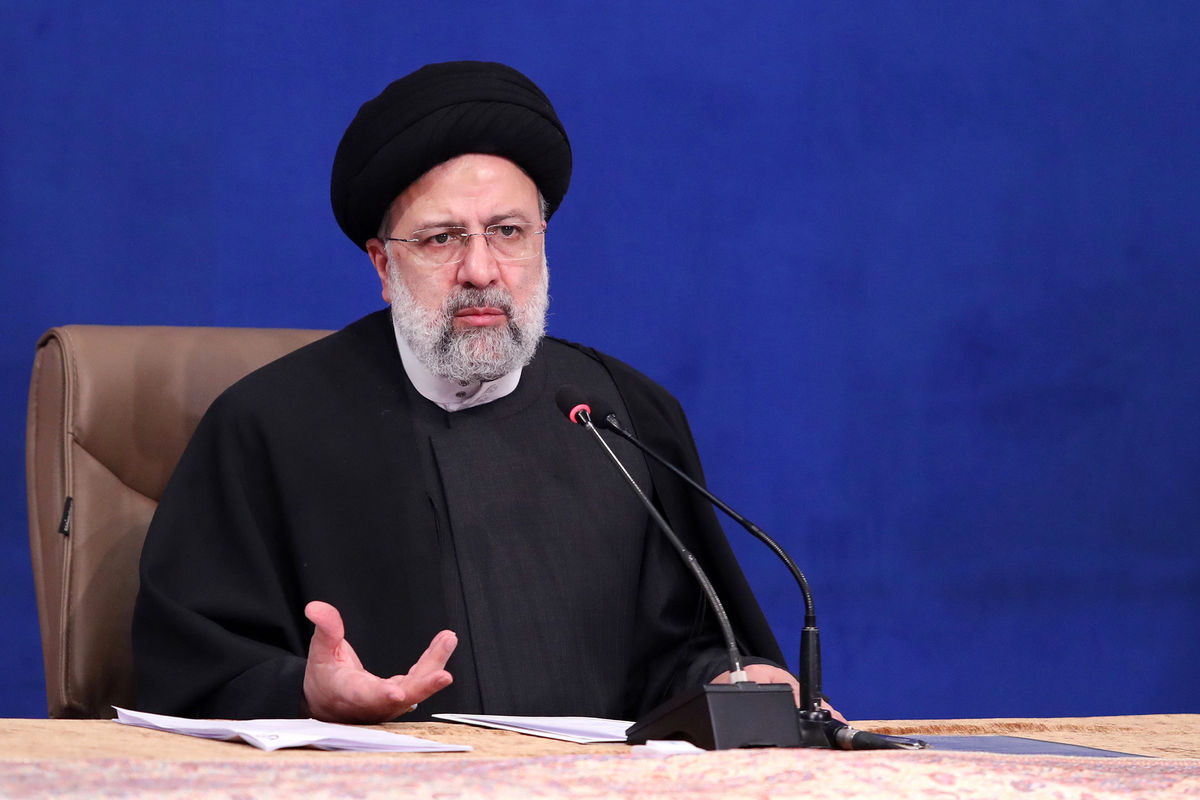 روایت ۱۰ شاخص اصلی اقتصاد از کارنامه یکساله رئیسی؛ یا متوقف شدند یا عقبگرد کردند روایت ۱۰ شاخص اصلی اقتصاد از کارنامه یکساله رئیسی؛ یا متوقف شدند یا عقبگرد کردند