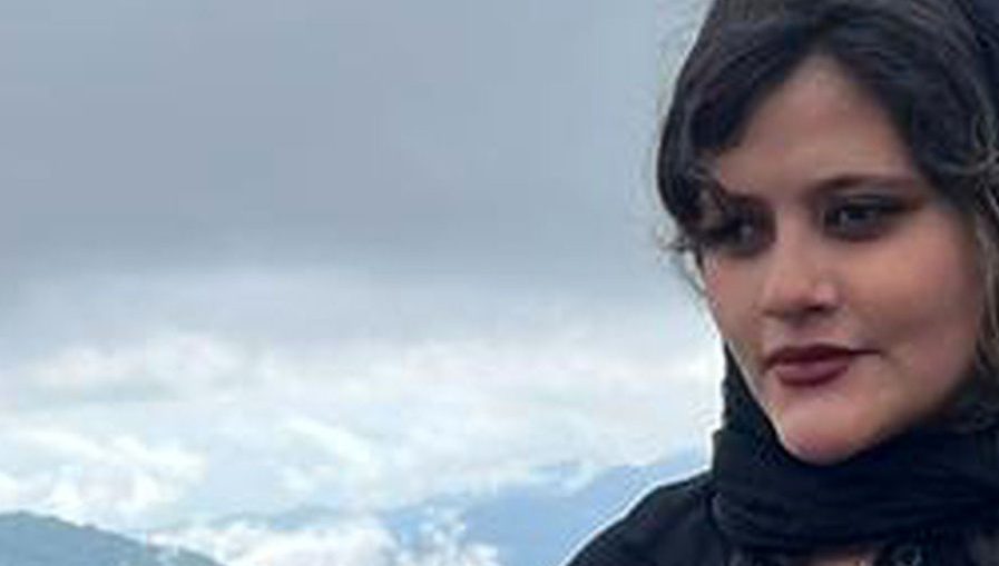 پدر مهسا امینی: دخترم در سلامت کامل بود/ فیلمی که به ما نشان دادند تقطیع شده بود پدر مهسا امینی: دخترم در سلامت کامل بود/ فیلمی که به ما نشان دادند تقطیع شده بود