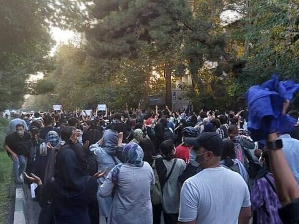 آمار صدا و سیما از تعداد کشتههای اتفاقات اخیر: ۳۵ نفر تا اول مهر آمار صدا و سیما از تعداد کشتههای اتفاقات اخیر: ۳۵ نفر تا اول مهر