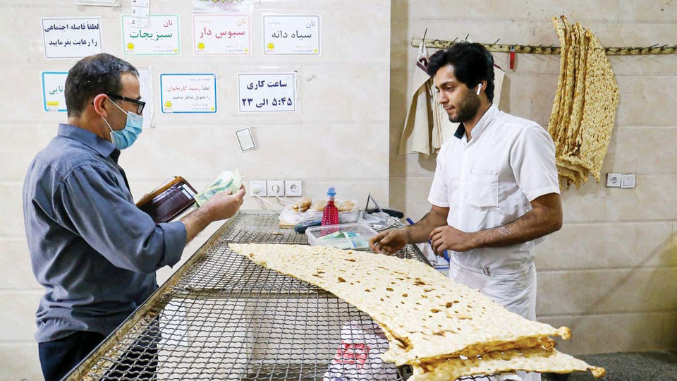 دلایلی که نشان میدهد «نان» به زودی گران میشود دلایلی که نشان میدهد «نان» به زودی گران میشود