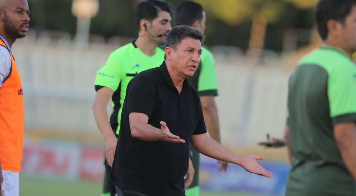 برنامه ویژه قلعه نویی برای یک استقلالی برنامه ویژه قلعه نویی برای یک استقلالی