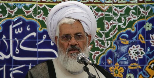 امام جمعه زنجان: سلب اعتماد عمومی، نتیجه بد جلوه دادن مدیران گذشته است / مدیران جدید وعده بهشتی را دادهاند که توان تحقق آن را نداشتهاند امام جمعه زنجان: سلب اعتماد عمومی، نتیجه بد جلوه دادن مدیران گذشته است / مدیران جدید وعده بهشتی را دادهاند که توان تحقق آن را نداشتهاند