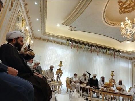 مولوی عبدالحمید در دیدار با نماینده مقام معظم رهبری: حادثه شاهچراغ را تسلیت گفتند اما حادثه زاهدان و خاش را هیچ کدام از مسؤولان بلند پایه تسلیت نگفت مولوی عبدالحمید در دیدار با نماینده مقام معظم رهبری: حادثه شاهچراغ را تسلیت گفتند اما حادثه زاهدان و خاش را هیچ کدام از مسؤولان بلند پایه تسلیت نگفت