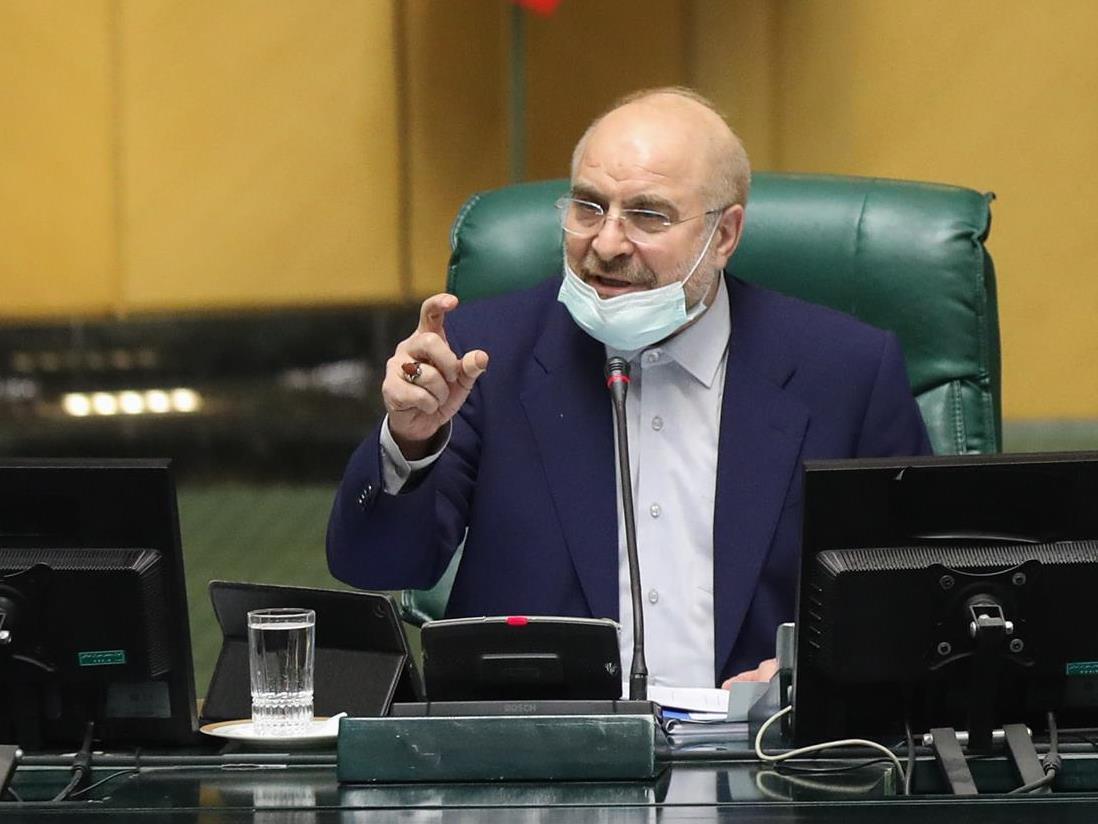 قالیباف: در اولویت بودن اقتصاد، به این معنا نیست که ما نسبت به حجاب به بی عملی روی بیاوریم / اباحهگریها و هنجارشکنیهایی در عرصه حجاب در حال روی دادن است / یک خانم کمحجاب با هنجارشکنان تفاوت ماهوی دارد قالیباف: در اولویت بودن اقتصاد، به این معنا نیست که ما نسبت به حجاب به بی عملی روی بیاوریم / اباحهگریها و هنجارشکنیهایی در عرصه حجاب در حال روی دادن است / یک خانم کمحجاب با هنجارشکنان تفاوت ماهوی دارد