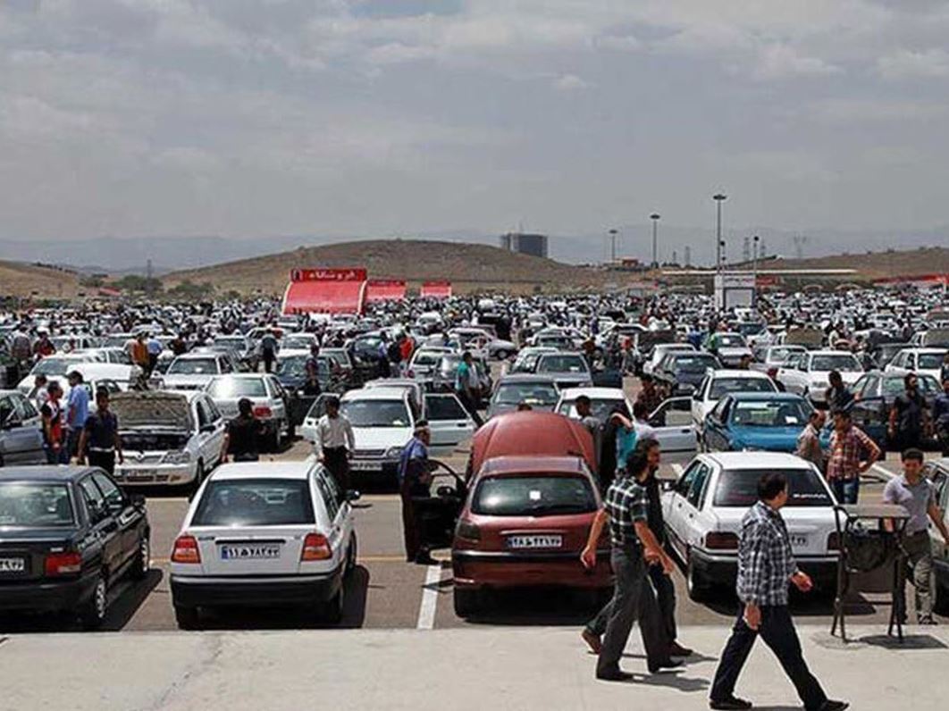 واکنش سخنگوی شورای رقابت به درخواست تجدیدنظر در قیمت خودرو: شورای رقابت یک اداره دولتی نیست که بشود به آن گفت این کار را بکن و آن کار را نکن / نمیشود که همه قیمتها افزایش پیدا کند، بعد به تولیدکننده بگوییم تو باید با همان قیمت تولید کنی / قیمتها را به صورت محرمانه به وزارت صمت اعلام کردیم / واکنش سخنگوی شورای رقابت به درخواست تجدیدنظر در قیمت خودرو: شورای رقابت یک اداره دولتی نیست که بشود به آن گفت این کار را بکن و آن کار را نکن / نمیشود که همه قیمتها افزایش پیدا کند، بعد به تولیدکننده بگوییم تو باید با همان قیمت تولید کنی / قیمتها را به صورت محرمانه به وزارت صمت اعلام کردیم /