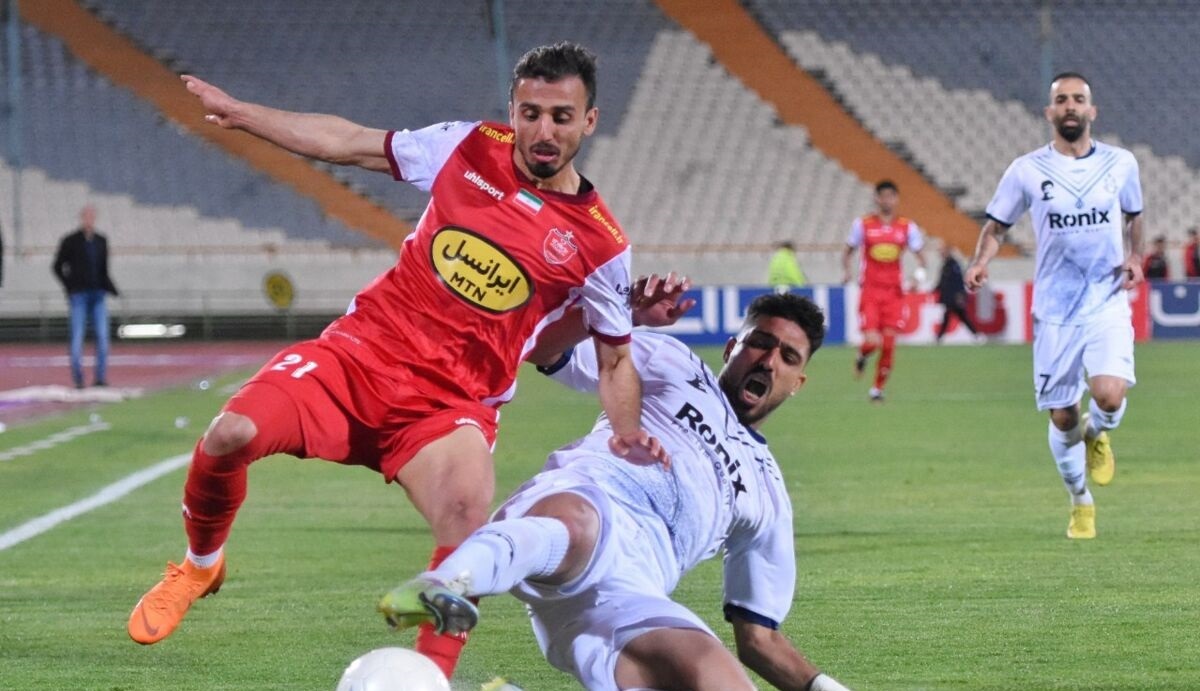 کمک بزرگ امیر قلعه نویی به پرسپولیس و یحیی پیش از دربی کمک بزرگ امیر قلعه نویی به پرسپولیس و یحیی پیش از دربی