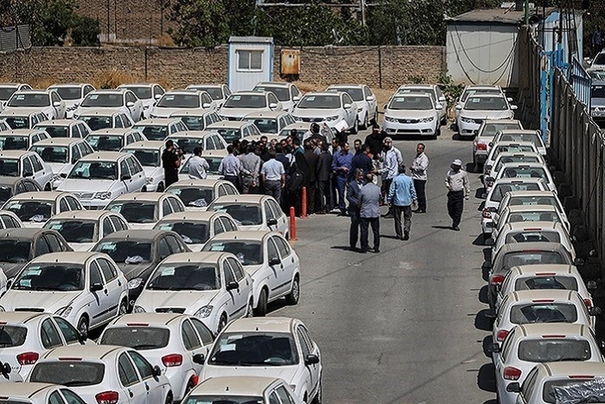 واکنش قهرآمیز قیمت خودرو به اظهارات جنجالی یک مدیر