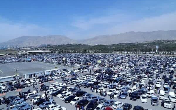 خودرو در آستانه بحران؟ خودرو در آستانه بحران؟