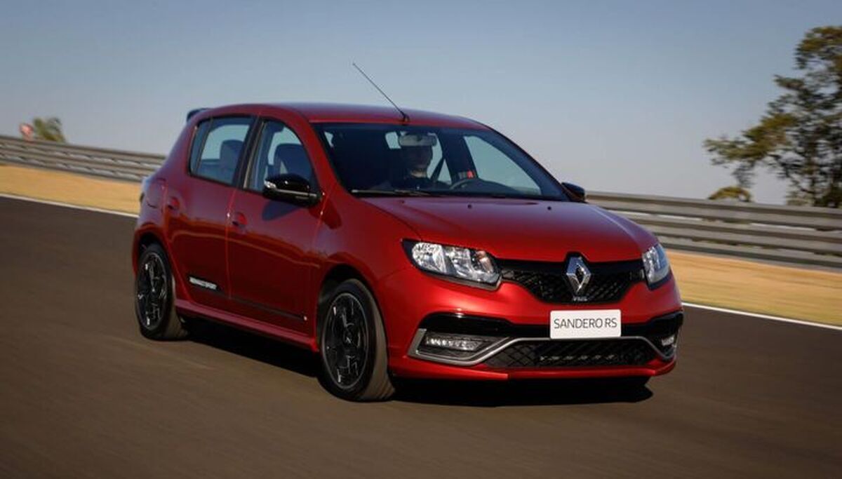 قیمت ساندرو در بازار امروز ۱۶ بهمن ۱۴۰۲