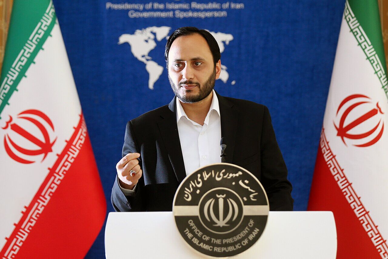 سخنگوی دولت: مجلس شاکله لایحه بودجه را تغییر داد/ حداقل ۴۰۰ همت ناترازی داریم سخنگوی دولت: مجلس شاکله لایحه بودجه را تغییر داد/ حداقل ۴۰۰ همت ناترازی داریم