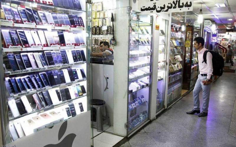 آیفون ۱۵ ، کف بازار با اعمال شاقه آیفون ۱۵ ، کف بازار با اعمال شاقه