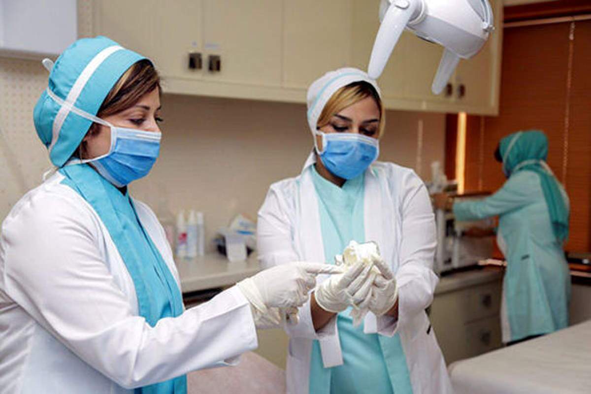 جراحیهای عجیب و غریب زیبایی/ یک میلیارد برای افزایش قد ، تغییر رنگ چشم با 200 میلیون! جراحیهای عجیب و غریب زیبایی/ یک میلیارد برای افزایش قد ، تغییر رنگ چشم با 200 میلیون!