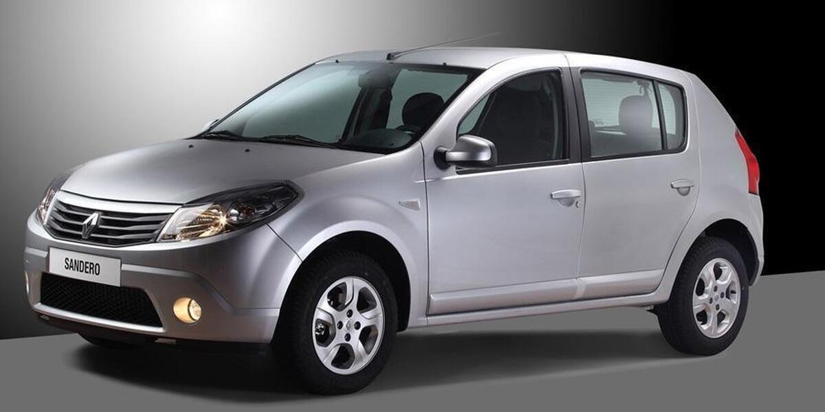افزایش قیمت رنو ساندرو در آخرین روز‌های سال