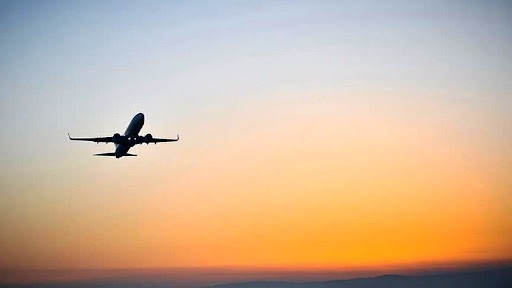 ویدیویی ترسناک از پرواز هواپیمای یک موتوره در آسمان کیش ویدیویی ترسناک از پرواز هواپیمای یک موتوره در آسمان کیش