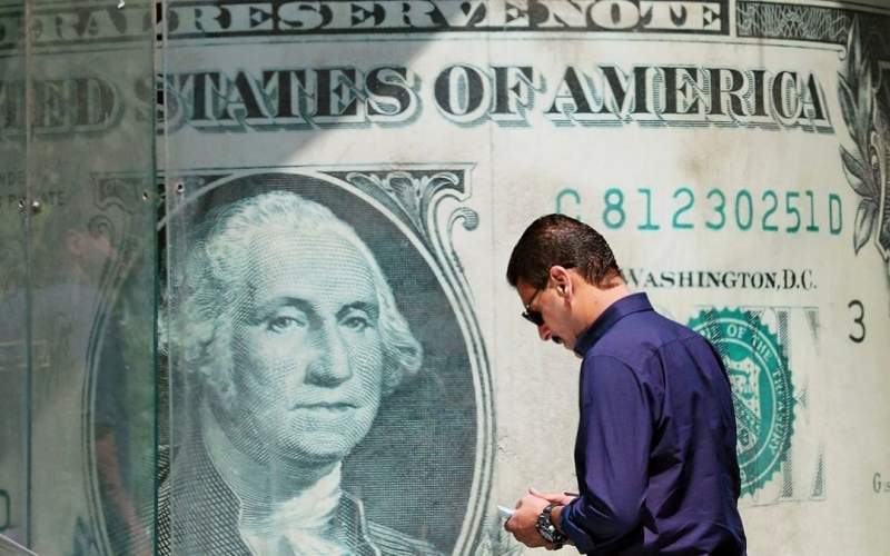 از انتخابات آمریکا تا تورم داخلی در ایران؛ کاهش ارزش ریال ادامه دارد از انتخابات آمریکا تا تورم داخلی در ایران؛ کاهش ارزش ریال ادامه دارد