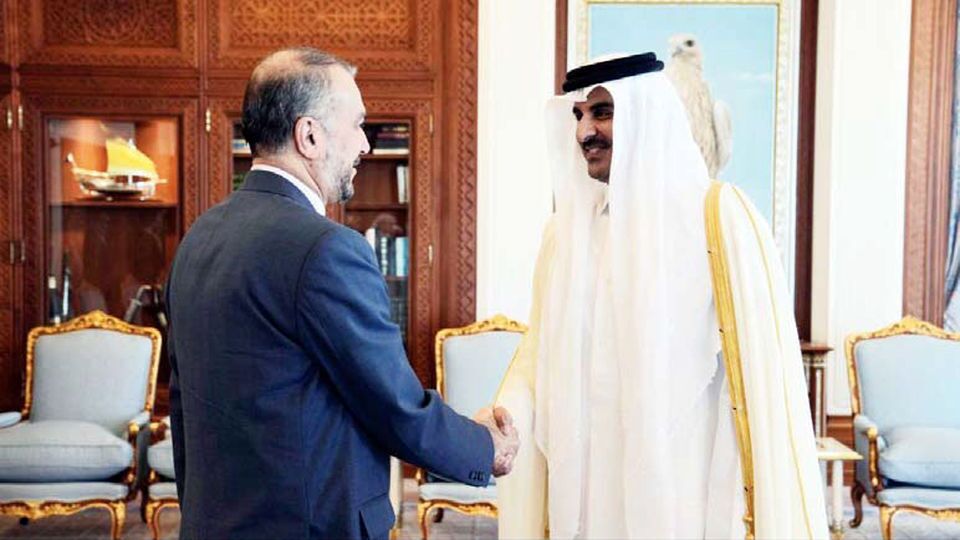 در سرزمین میانجیها در سرزمین میانجیها