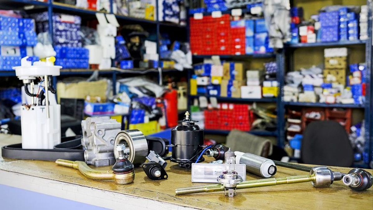 دلیل گرانی لوازم یدکی خودرو در بازار چیست؟/ افزایش ۲۰ درصدی قیمت لوازم یدکی خودرو از ابتدای سال