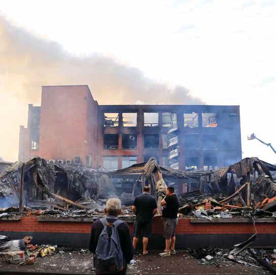 پاریس و زنگ خطر جنگ داخلی پاریس و زنگ خطر جنگ داخلی