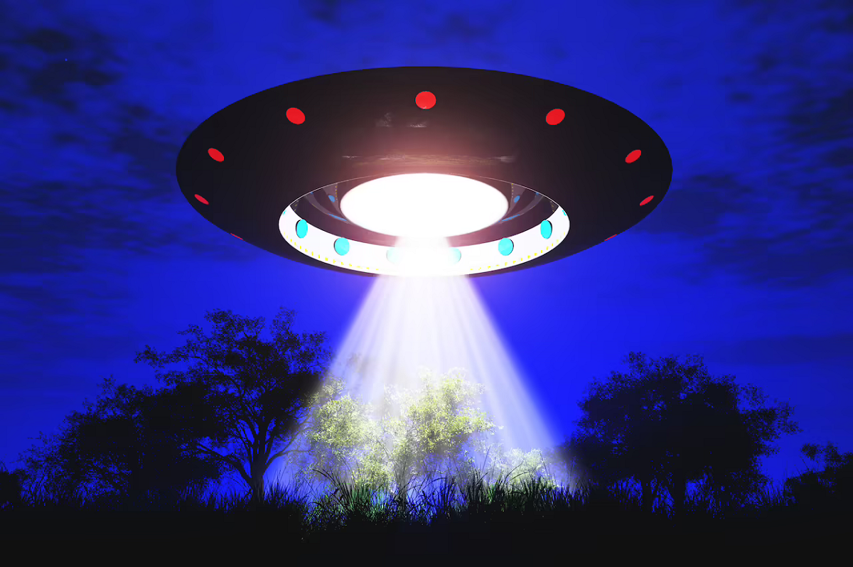 خاطره بشقاب پرنده‌ها درآسمان تهران