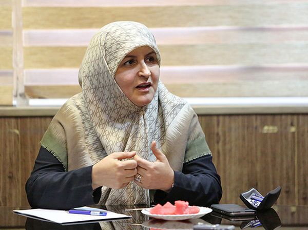 فاصله مصوبات با مطالبات مردم فاصله مصوبات با مطالبات مردم