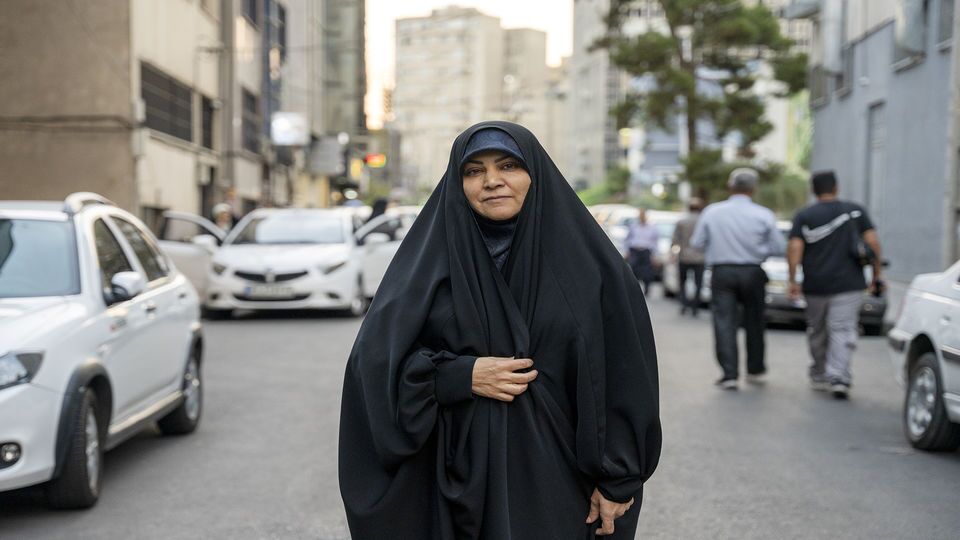 با بررسی لایحه حجاب براساس اصل 85 مخالفم/ در حوزه حجاب و قانونگذاری برای حجاب باید به عقلانیت برسیم با بررسی لایحه حجاب براساس اصل 85 مخالفم/ در حوزه حجاب و قانونگذاری برای حجاب باید به عقلانیت برسیم