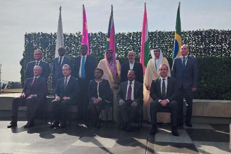 دبیر شورای عالی امنیت ملی : آمریکا با اینترنت و گوگل و توییتر و اینستاگرام بر حکمرانی کشورها اعمال نفوذ میکند/ فضای سایبری را مثل فضای فرکانسی فقط دولتها باید مدیریت کنند دبیر شورای عالی امنیت ملی : آمریکا با اینترنت و گوگل و توییتر و اینستاگرام بر حکمرانی کشورها اعمال نفوذ میکند/ فضای سایبری را مثل فضای فرکانسی فقط دولتها باید مدیریت کنند