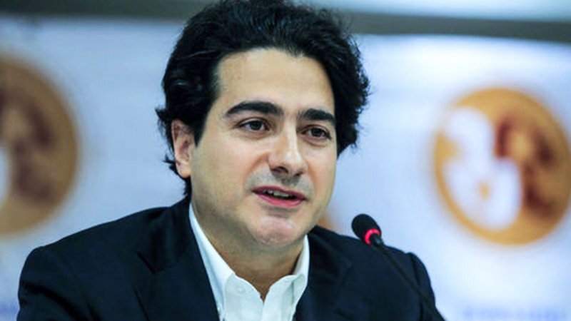 ساعت 900 میلیونی همایون شجریان جنجالی شد ساعت 900 میلیونی همایون شجریان جنجالی شد