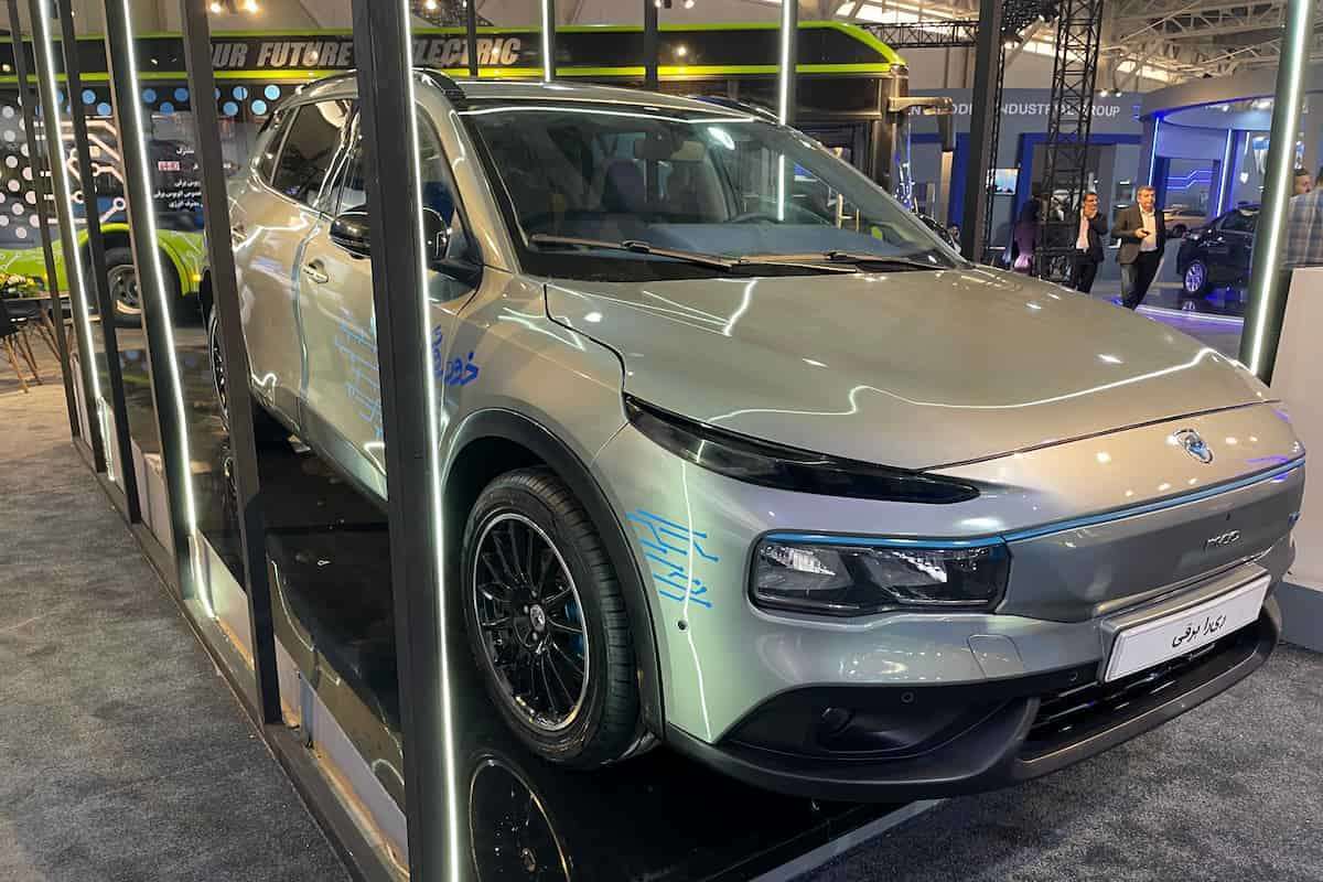 تولید محصولی عجیب در ایران خودرو/ ریرا؛ اولین خودروی تمامبرقی اگزوزدار جهان! + تصویر تولید محصولی عجیب در ایران خودرو/ ریرا؛ اولین خودروی تمامبرقی اگزوزدار جهان! + تصویر