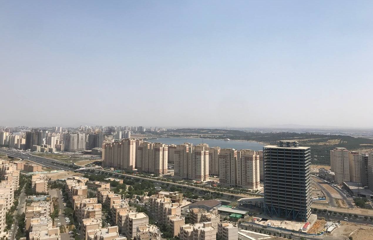 قیمت خانه در چیتگر تهران / با ۵۰۰ میلیون تومان در این محله تهران خانه بخرید + جدول قیمت خانه در چیتگر تهران / با ۵۰۰ میلیون تومان در این محله تهران خانه بخرید + جدول